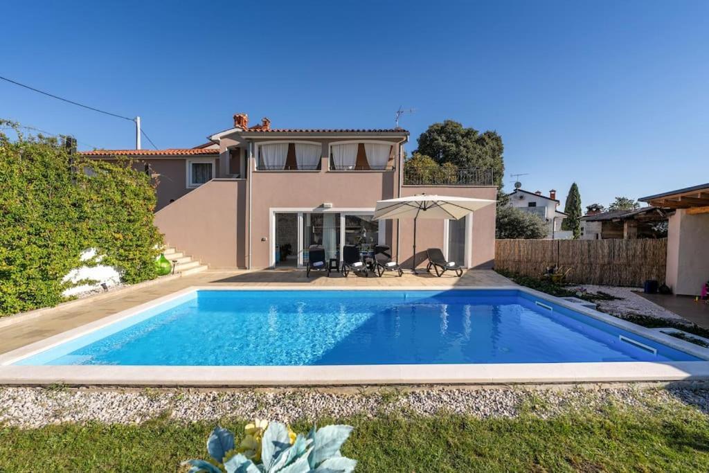 Villa Corinna Kukci Exteriér fotografie