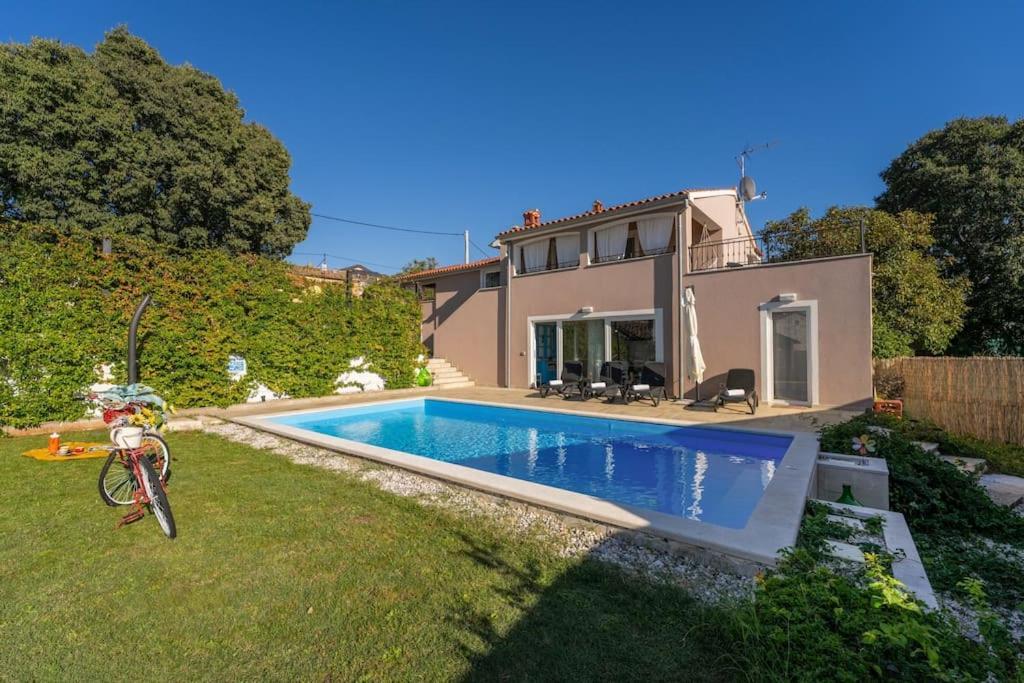 Villa Corinna Kukci Exteriér fotografie